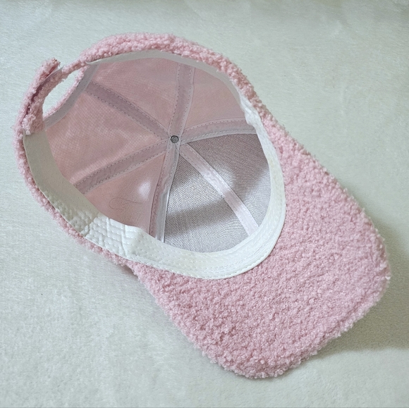 Teddy bear hat - Picture 2 of 3